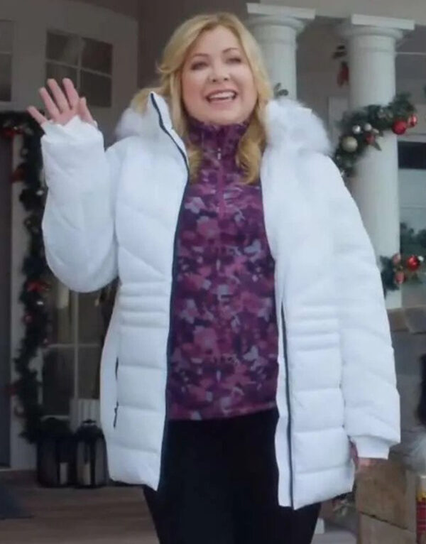 Haul Out The Holly Lit Up 2023 Jennifer Aspen White Puffer Jacket