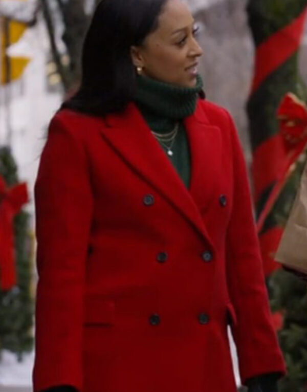 Yes Chef Christmas 2023 Tia Mowry Red Coat