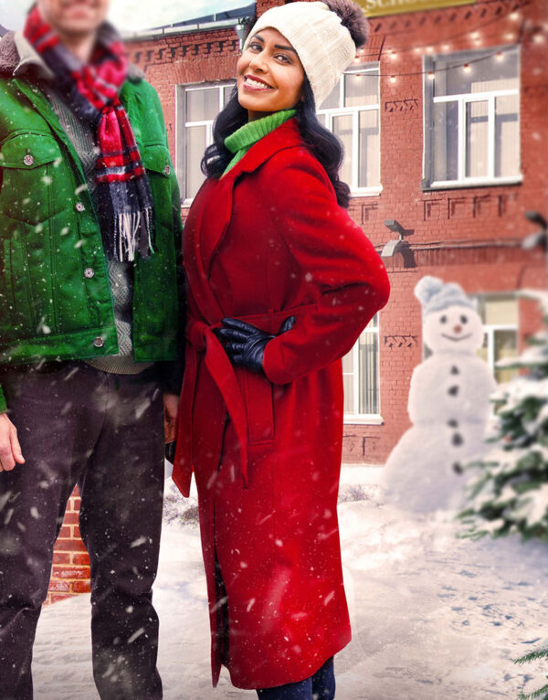 Merry Magic Christmas 2023 Patricia Isaac Red Coat